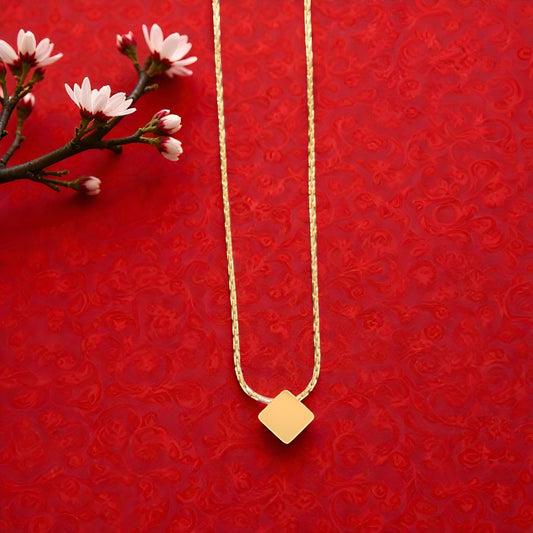 ARLOMI Minimalist Gold Square Pendant Necklace for Women & Girls | Elegant Geometric Charm | Lightweight Daily Wear Jewellery | Gift for Her